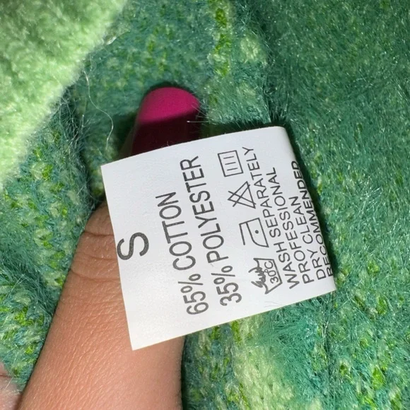 Green dress with cutouts - Picture 3 of 3